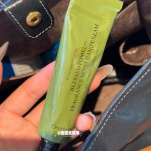 Moisturizing non-sticky hand cream